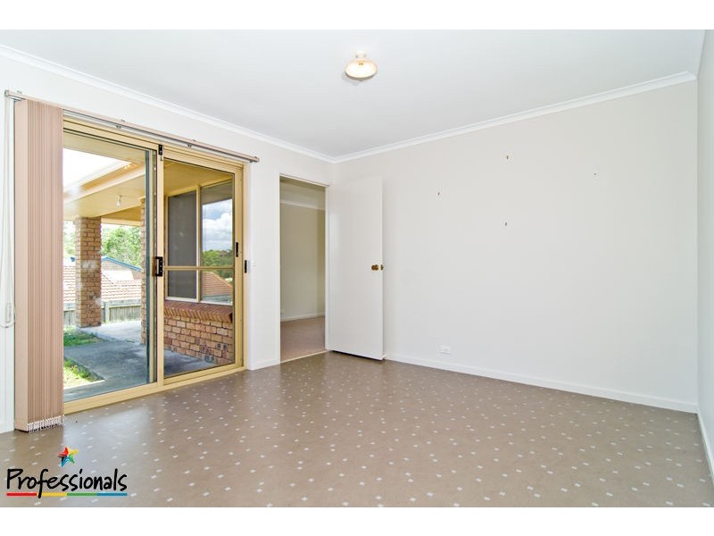 8 Karloff Drive, Stafford Heights QLD 4053