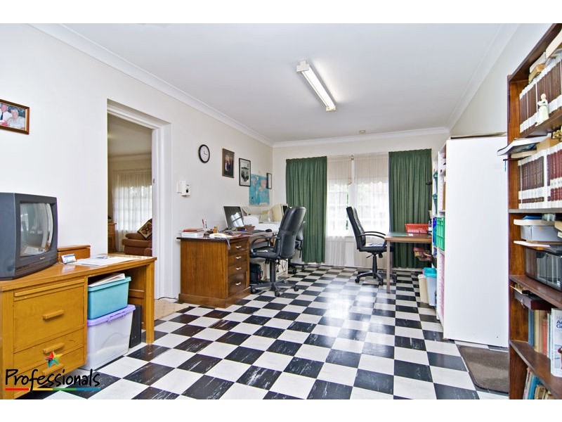 1 Dargie Street, Everton Park QLD 4053