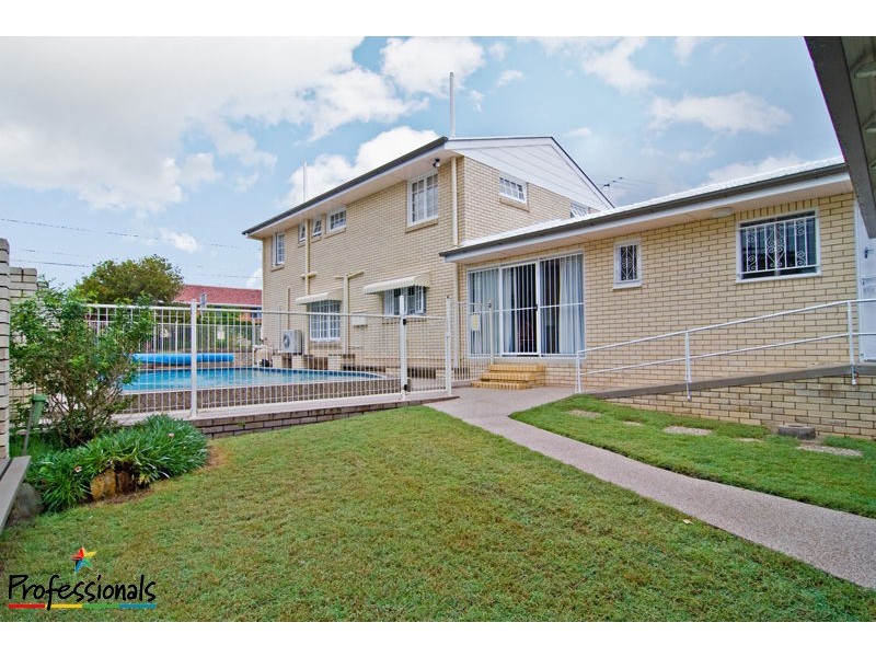 1 Dargie Street, Everton Park QLD 4053