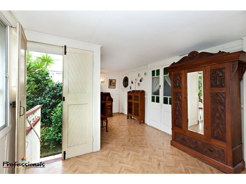 117 Waterworks Road, Ashgrove QLD 4060