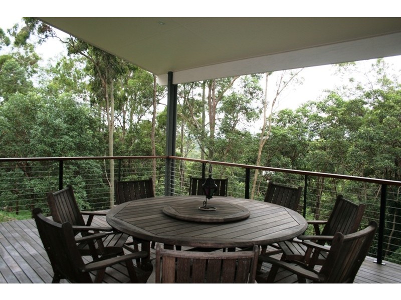 8 Torwood Court, Ferny Hills QLD 4055