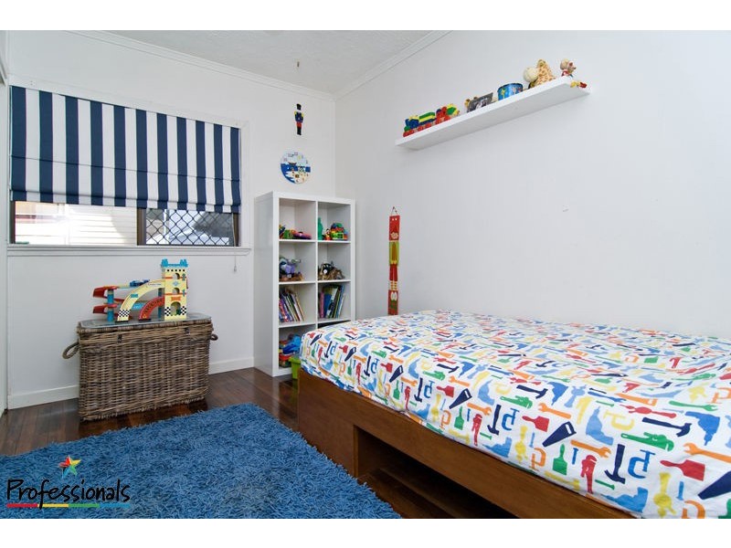 15 Gralton Street, Keperra QLD 4054