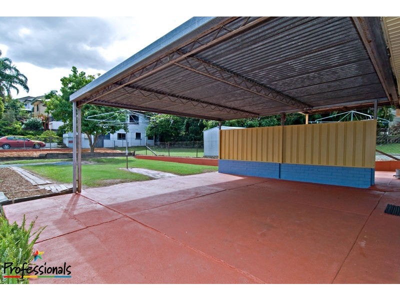 28 Old Northern Road, Everton Park QLD 4053