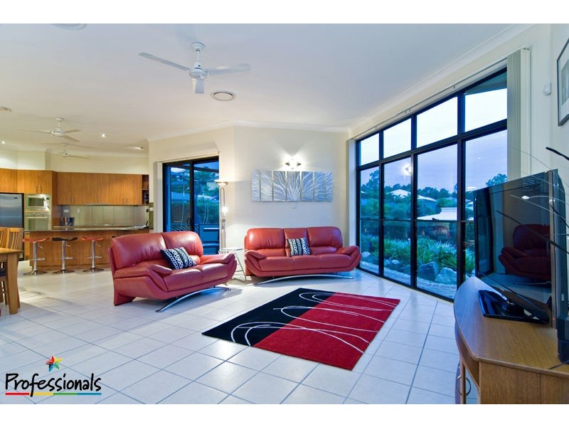 2 Amorosa Court Eatons Rise Estate, Eatons Hill QLD 4037