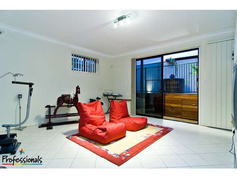 2 Amorosa Court Eatons Rise Estate, Eatons Hill QLD 4037