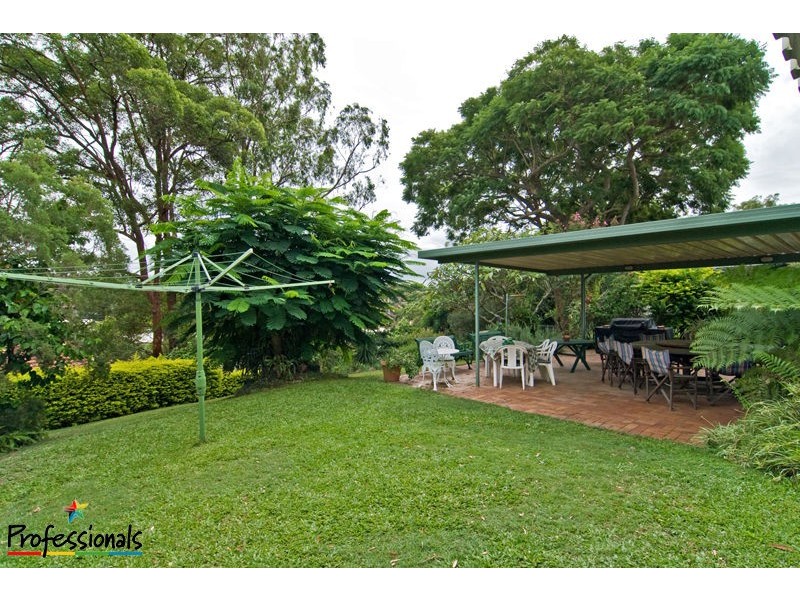 32 Pangeza Street, Stafford Heights QLD 4053