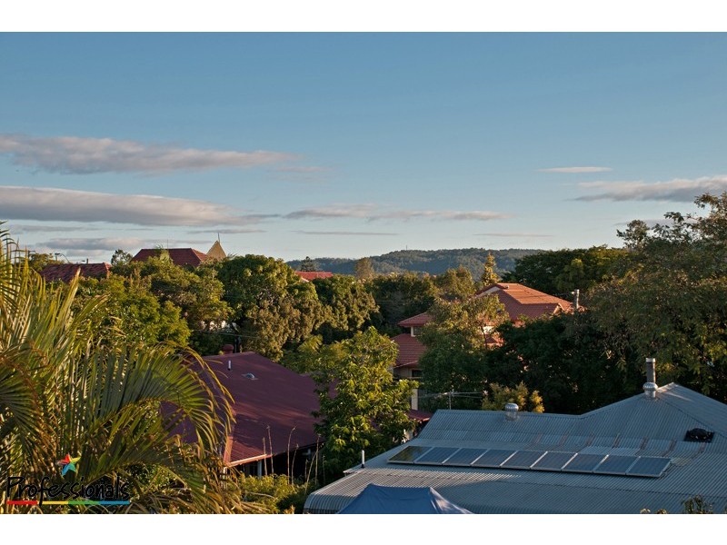 14 Lindsay Street, Ashgrove QLD 4060