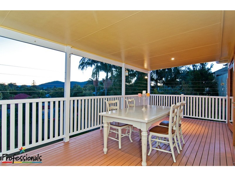 14 Lindsay Street, Ashgrove QLD 4060