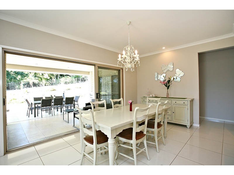 6 Clapham Court, Bunya QLD 4055