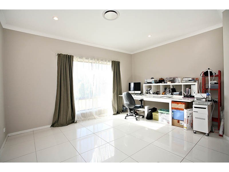 6 Clapham Court, Bunya QLD 4055