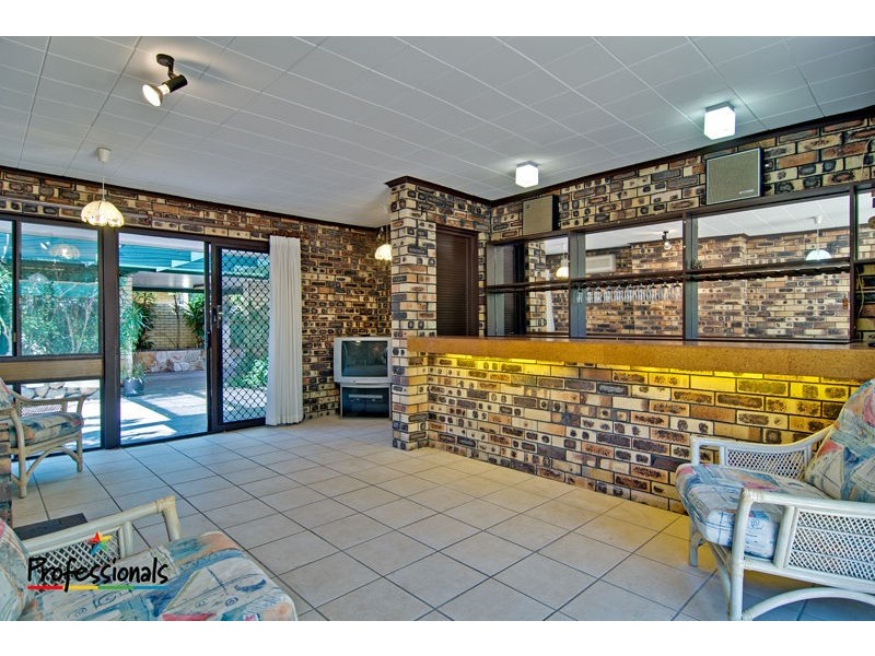 2 Egan Street, Everton Park QLD 4053