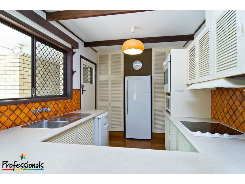 2 Egan Street, Everton Park QLD 4053