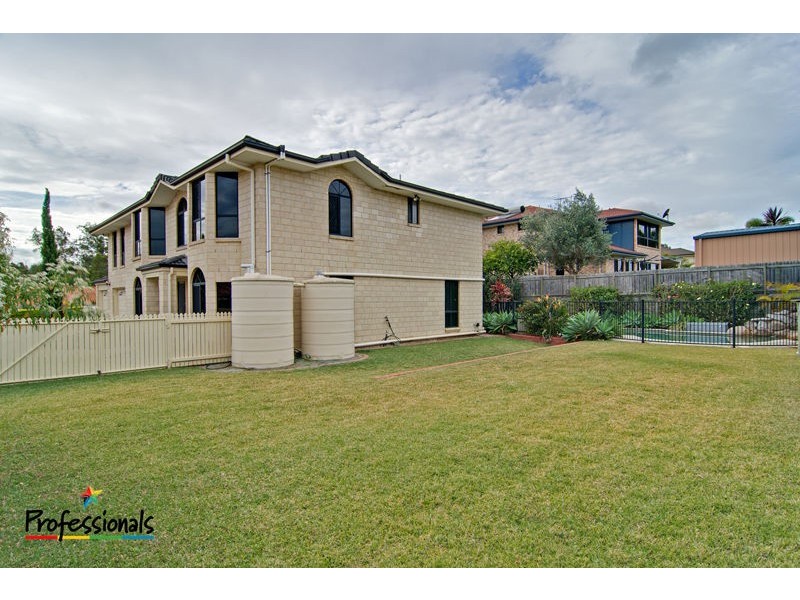 9 Coolgardie Court, Arana Hills QLD 4054