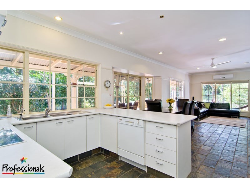 27 Allen Road, Bunya QLD 4055