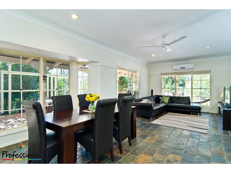 27 Allen Road, Bunya QLD 4055