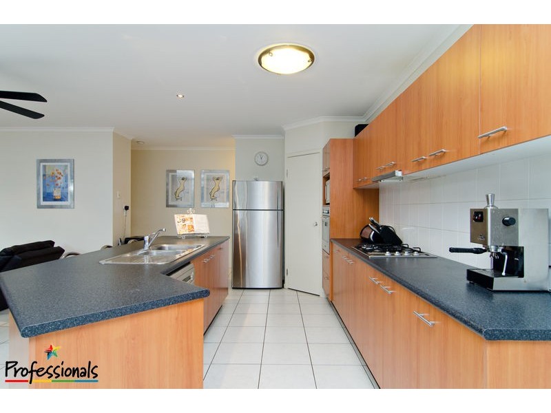 24 Quandong Crescent, Arana Hills QLD 4054