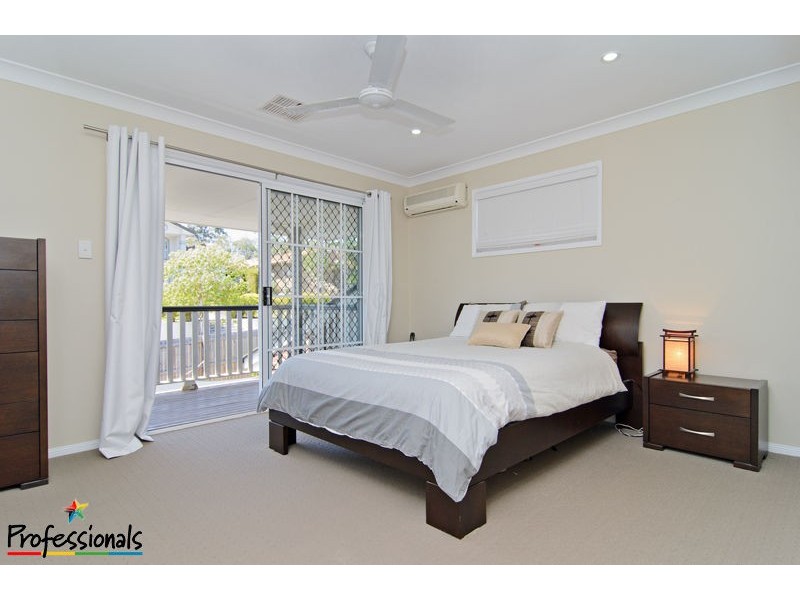 15 Stallone Circuit, Mcdowall QLD 4053