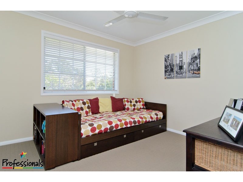 15 Stallone Circuit, Mcdowall QLD 4053