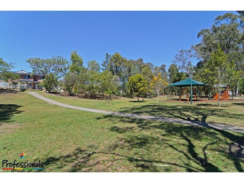 15 Stallone Circuit, Mcdowall QLD 4053