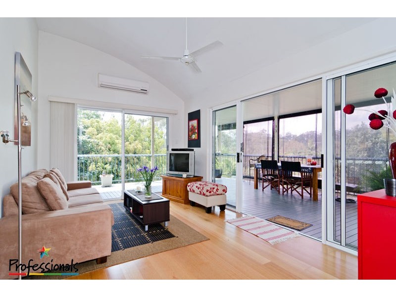 17 Allen Road, Bunya QLD 4055