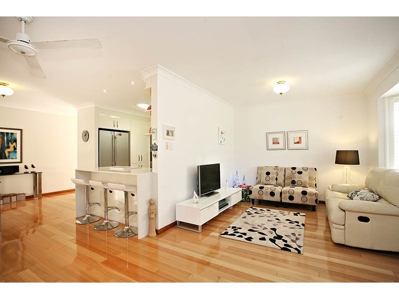 4 Blake Close, Mcdowall QLD 4053