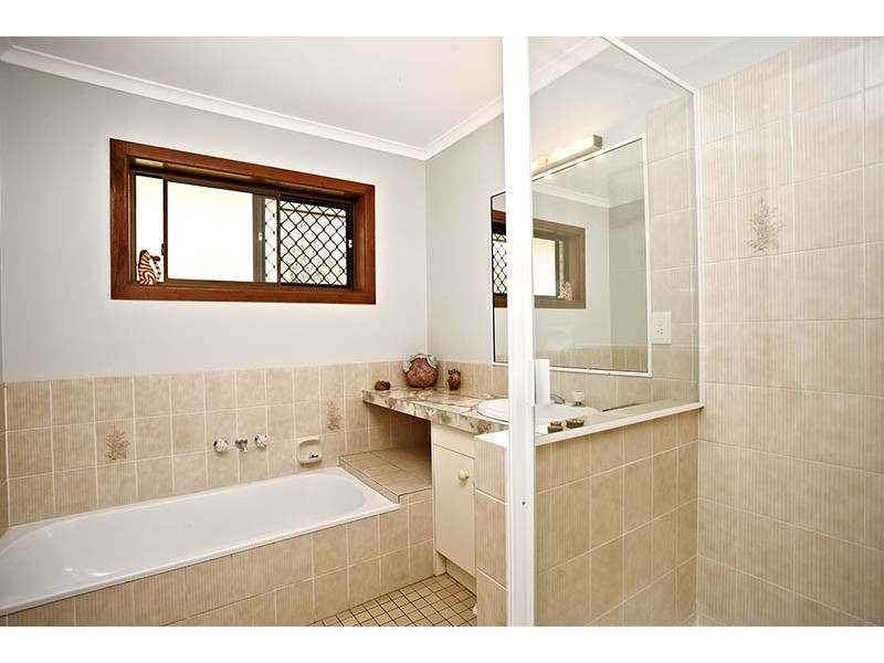 18 Bergin Creek Road, Bunya QLD 4055