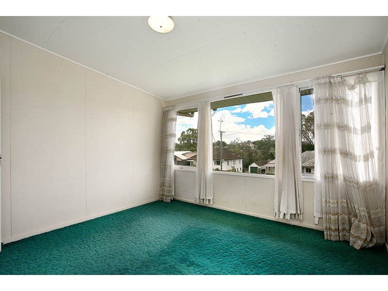 73 Gordon Parade, Everton Park QLD 4053