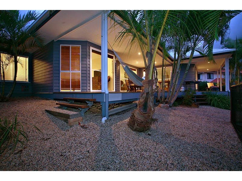 6 Laceflower Crescent, Eatons Hill QLD 4037