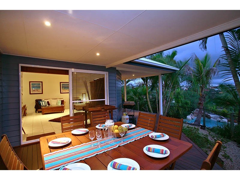 6 Laceflower Crescent, Eatons Hill QLD 4037