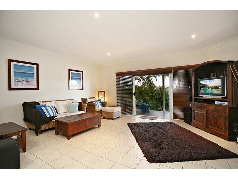 6 Laceflower Crescent, Eatons Hill QLD 4037