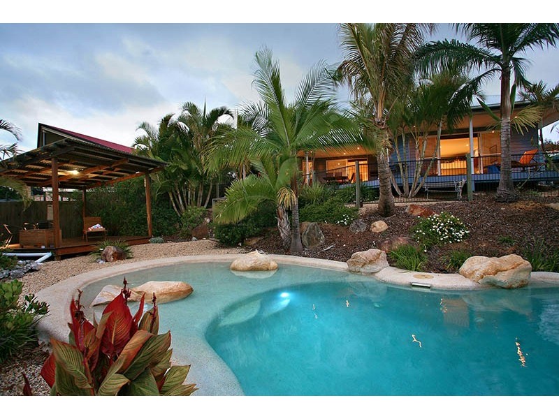 6 Laceflower Crescent, Eatons Hill QLD 4037