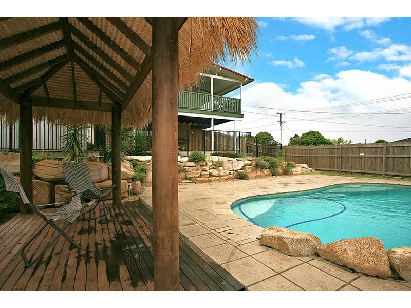 11 Mitchell Street, Arana Hills QLD 4054