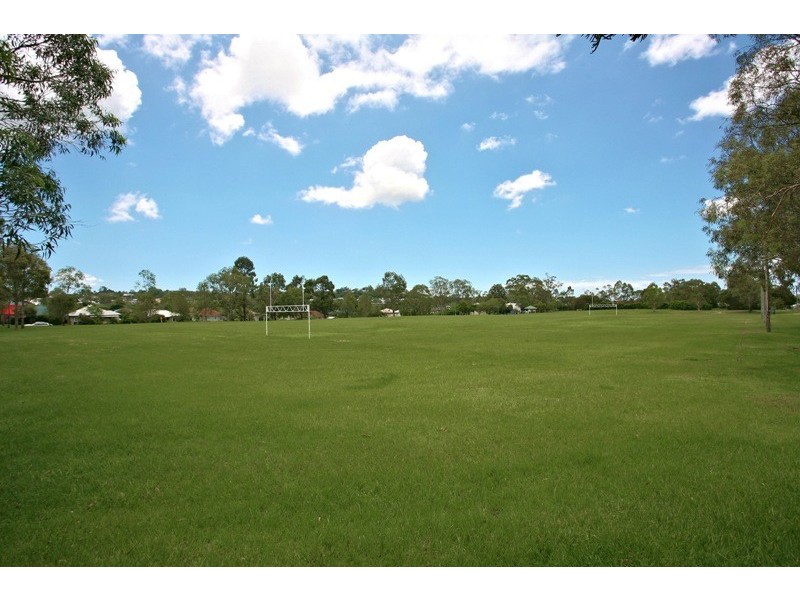 43 MacNaughton Street, Stafford QLD 4053