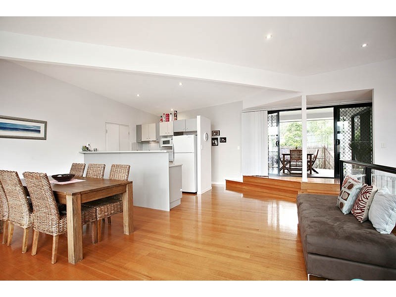 11 Jubilee Court, Eatons Hill QLD 4037