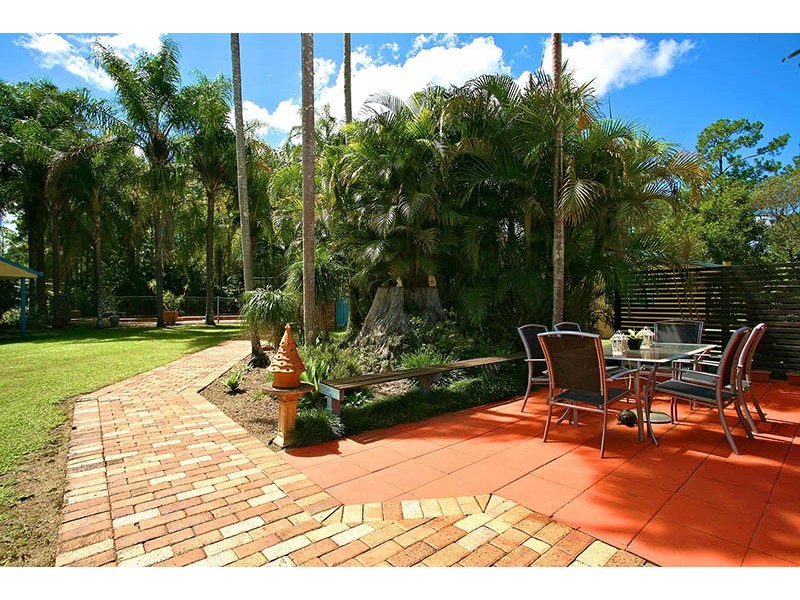 4 Rodeo Drive, Dayboro QLD 4521