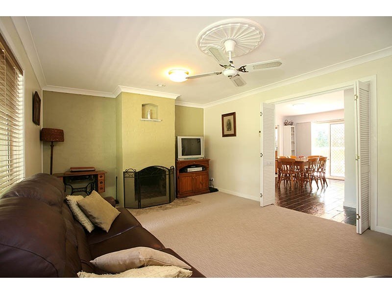 4 Rodeo Drive, Dayboro QLD 4521