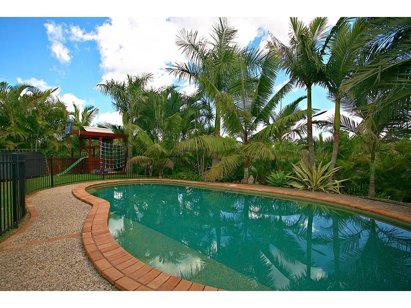 3 Fairhaven Place, Albany Creek QLD 4035