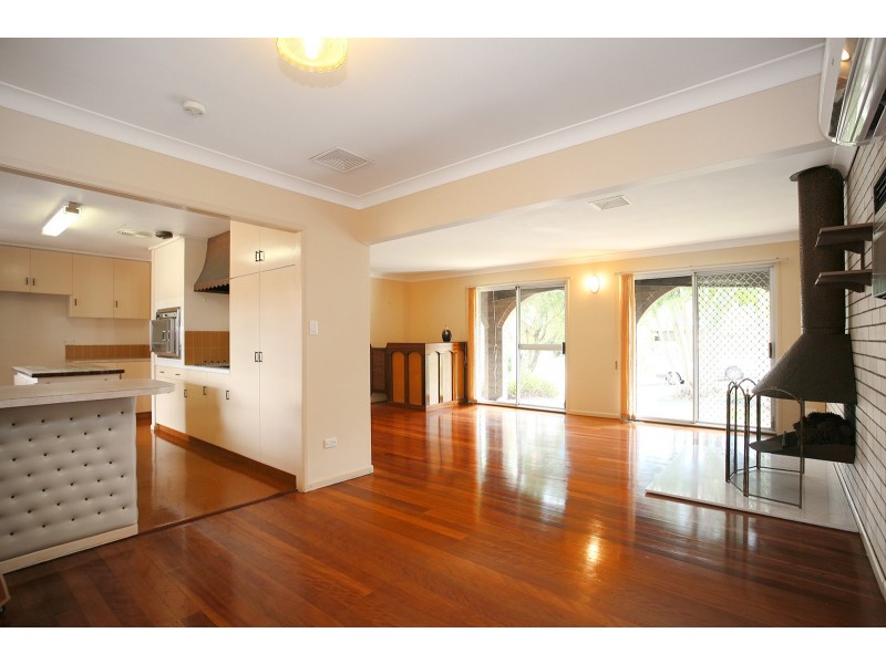 4 Glenbrook Street, Everton Park QLD 4053