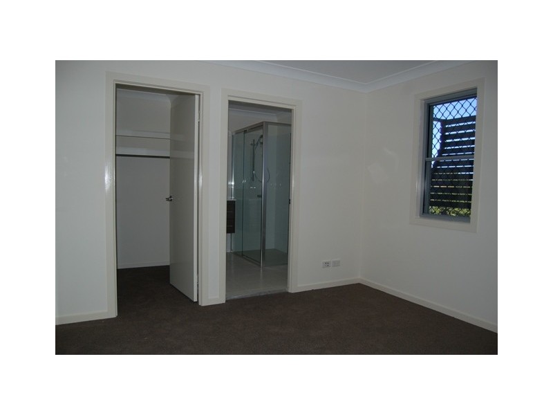 Unit 2/27 Barrymore Street, Everton Park QLD 4053