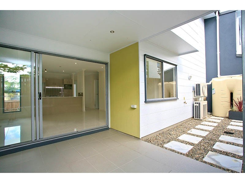 Unit 2/27 Barrymore Street, Everton Park QLD 4053