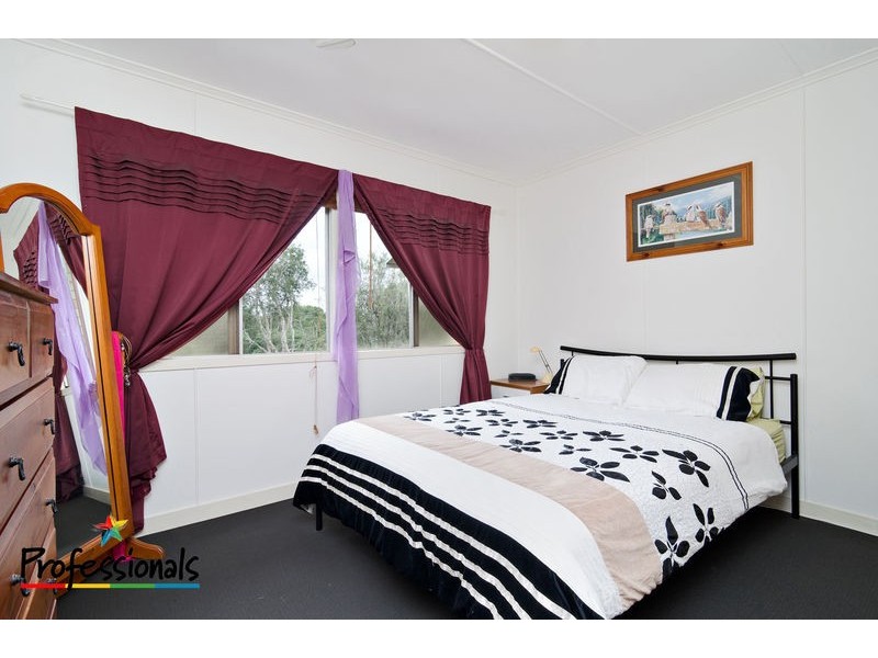 14 Kingaroy St, Stafford Heights QLD 4053