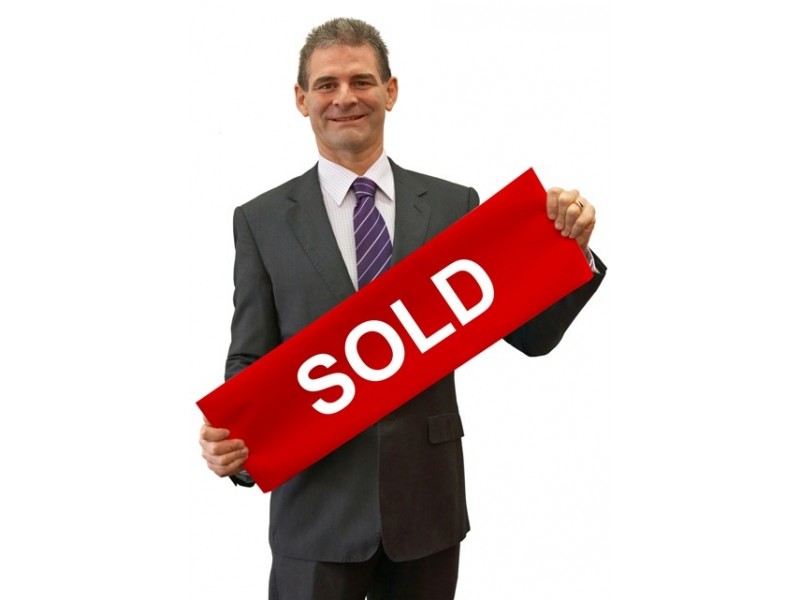 9 Dena Street, Ferny Hills QLD 4055