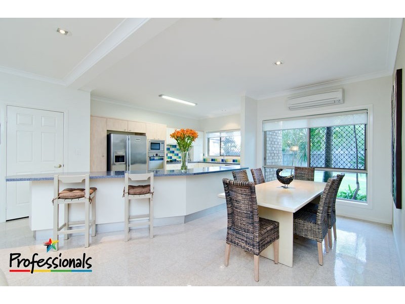 5 Monclair Court, Albany Creek QLD 4035