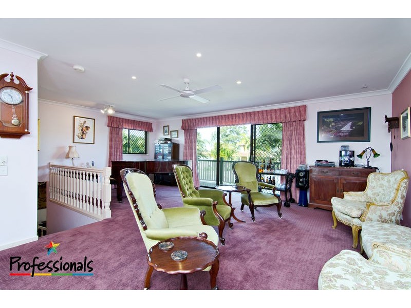 27 Dargie Street, Everton Park QLD 4053