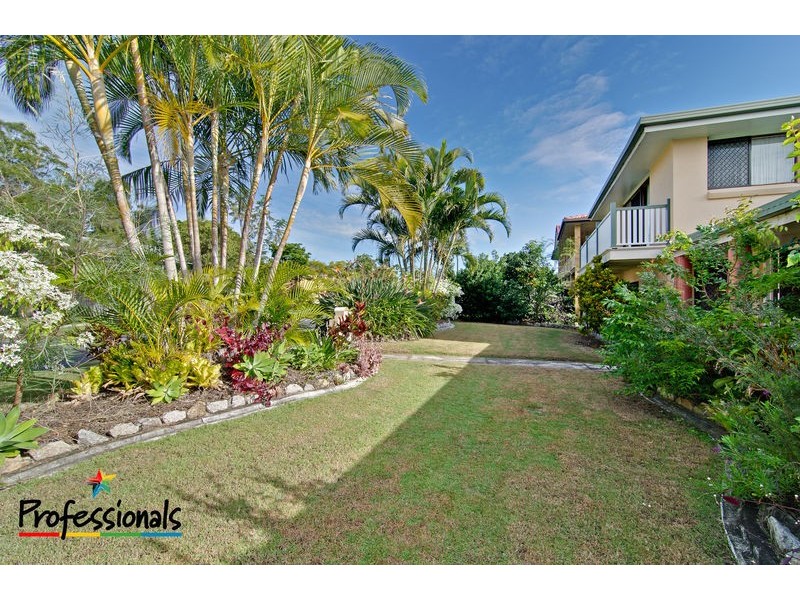 27 Dargie Street, Everton Park QLD 4053