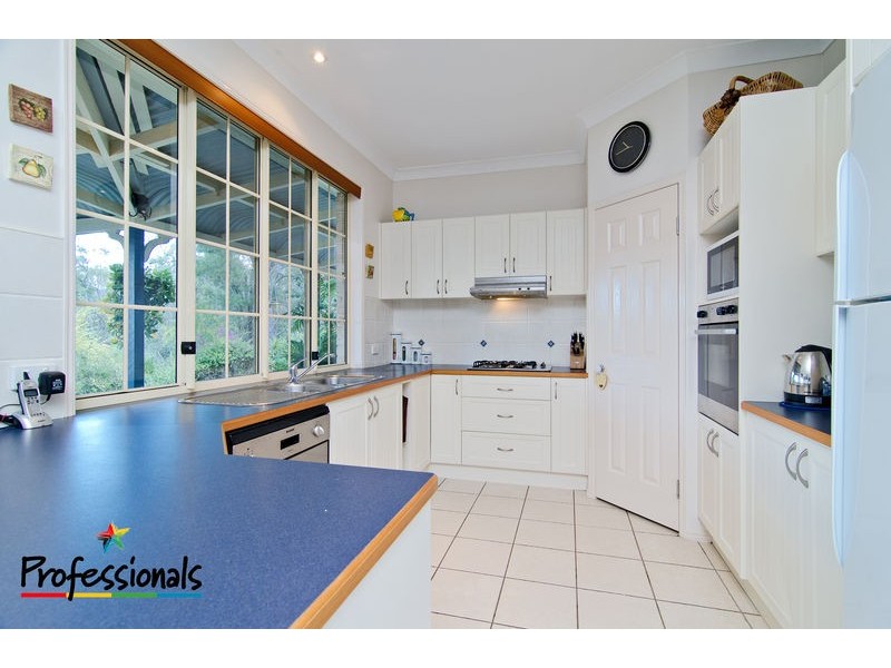 14 Housewood Court, Highvale QLD 4520
