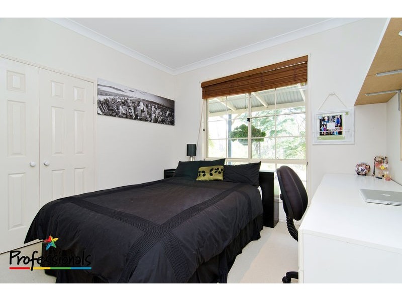 14 Housewood Court, Highvale QLD 4520