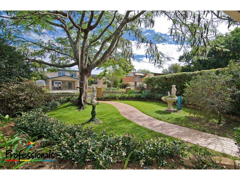 9 Kilburn Street, Chermside QLD 4032