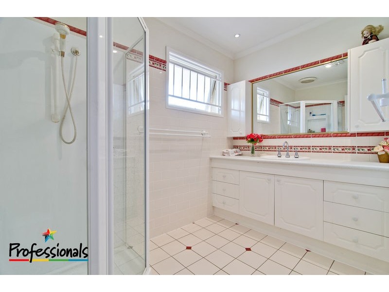 9 Kilburn Street, Chermside QLD 4032