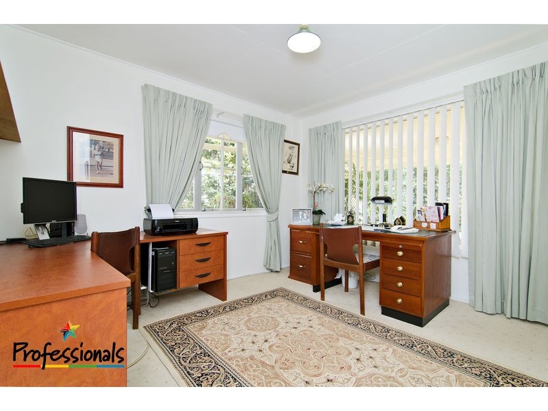 9 Kilburn Street, Chermside QLD 4032
